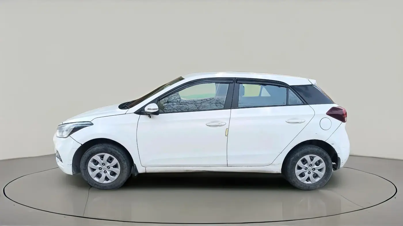 2018 Hyundai Elite i20 SPORTZ 1.2, Petrol, Manual, 99,274 km, exterior