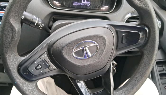 2021 Tata Tiago XT (O) PETROL, Petrol, Manual, 29,359 km, interior