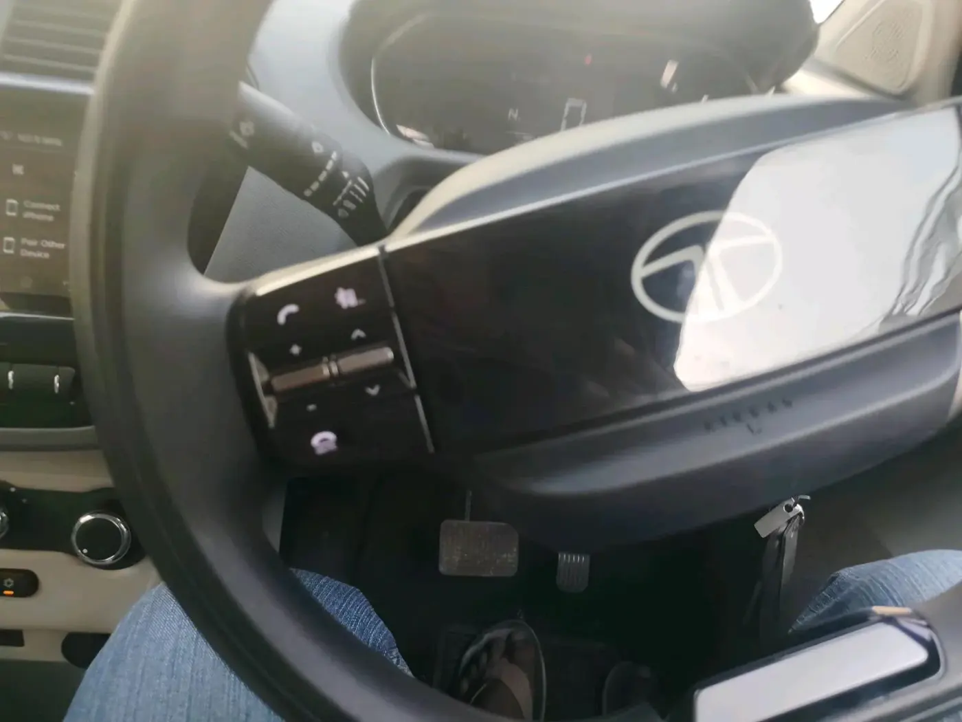 2025 Tata Tiago XTA PETROL, Petrol, Automatic, 4,500 km, interior