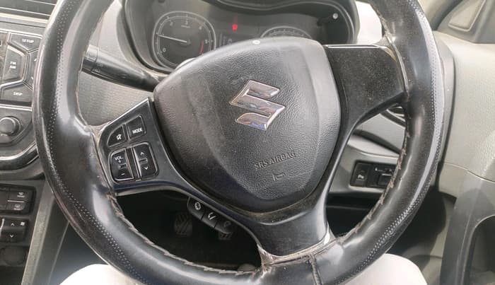 2017 Maruti Vitara Brezza ZDI, Diesel, Manual, 88,975 km, interior