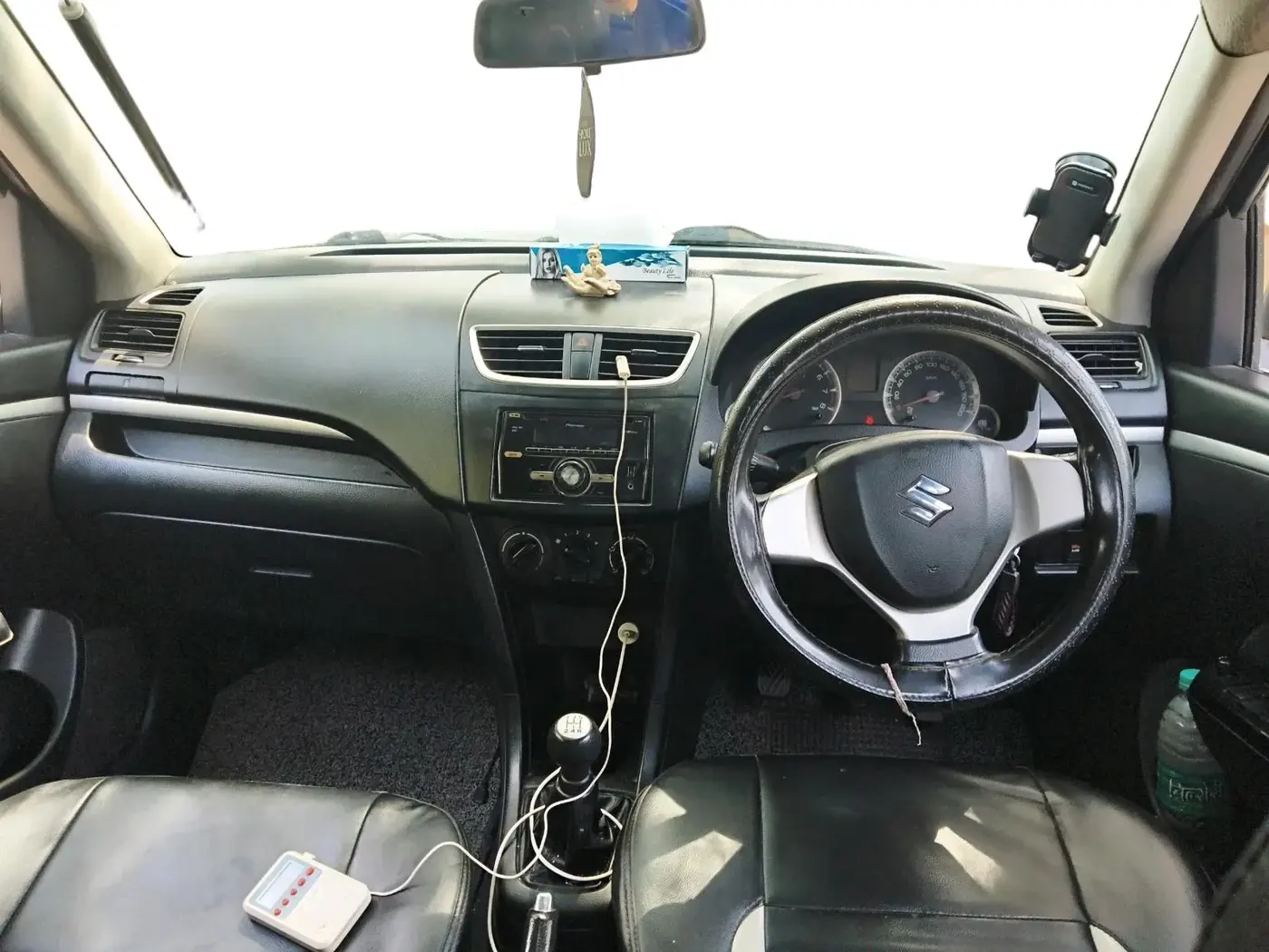 2012 Maruti Swift VXI, Petrol, Manual, 1,09,696 km, interior