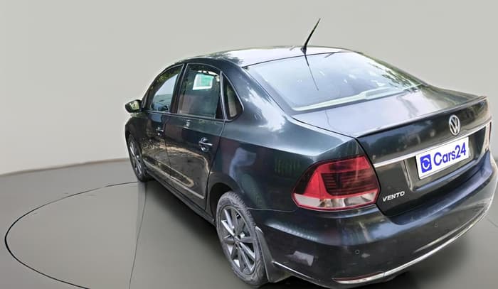 2019 Volkswagen Vento HIGHLINE PLUS 1.2 AT 16 ALLOY, Petrol, Automatic, 1,25,315 km, exterior