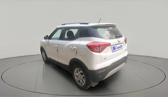 2024 Mahindra XUV300 W8 1.2 PETROL, Petrol, Manual, 21,276 km, exterior
