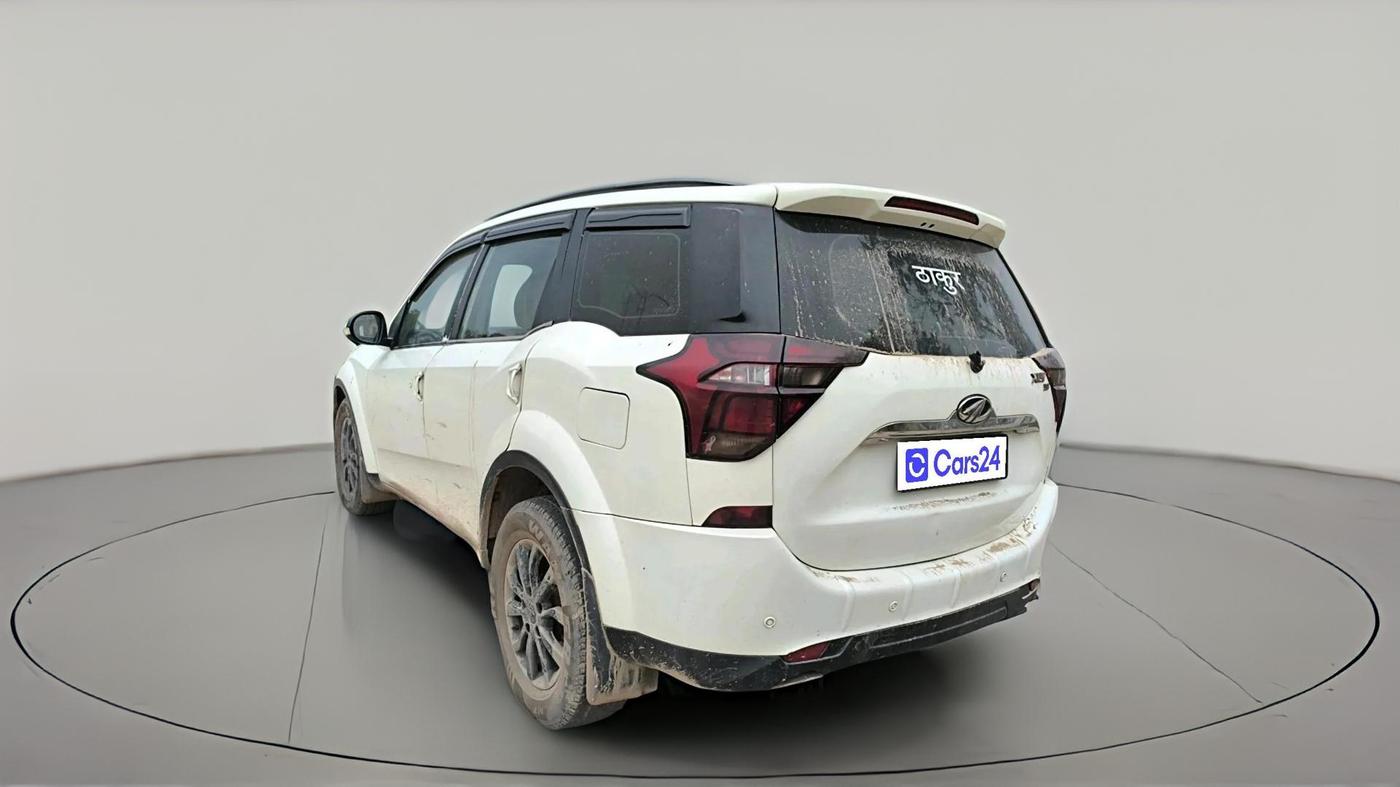 2018 Mahindra XUV500 W11, Diesel, Manual, 88,332 km, exterior