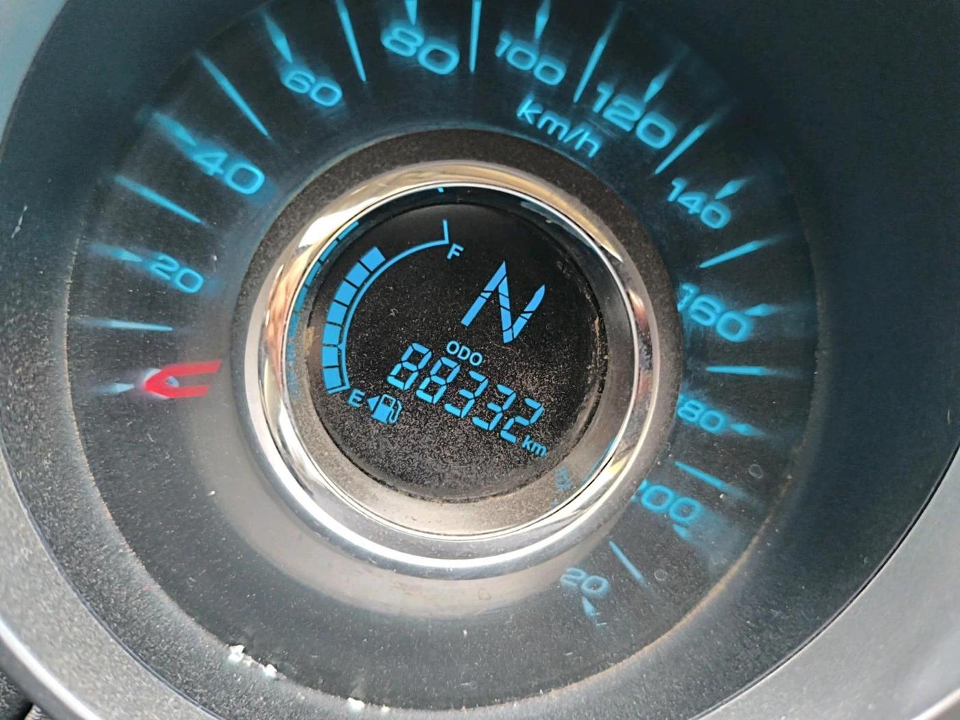 2018 Mahindra XUV500 W11, Diesel, Manual, 88,332 km, interior