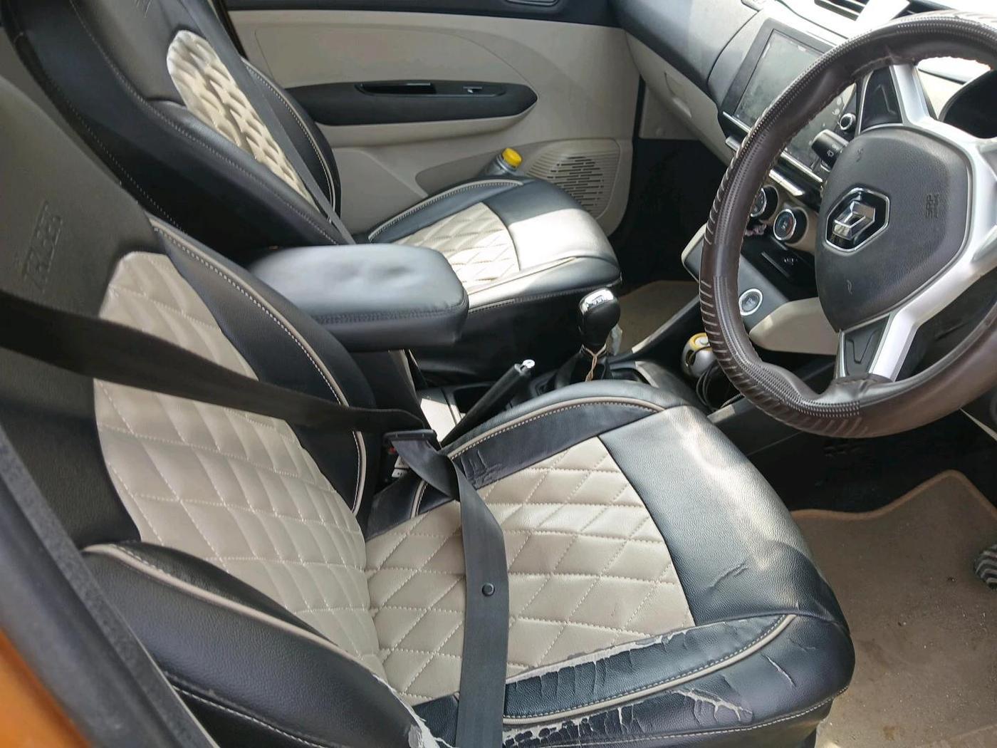 2020 Renault TRIBER RXZ AMT, Petrol, Automatic, 57,322 km, interior