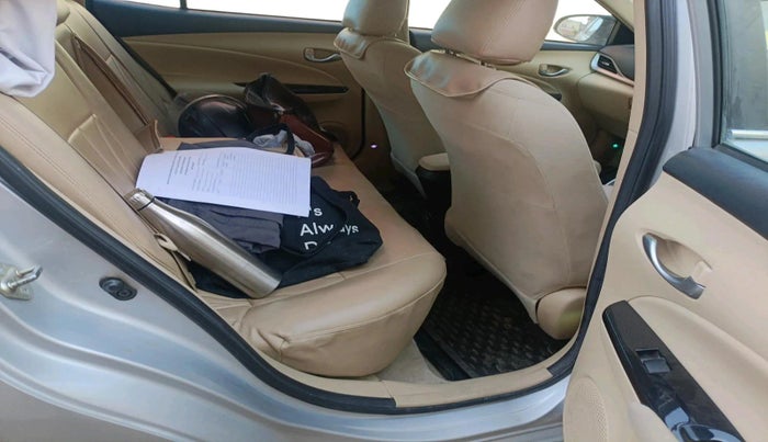 2019 Toyota YARIS G CVT, Petrol, Automatic, 75,006 km, interior