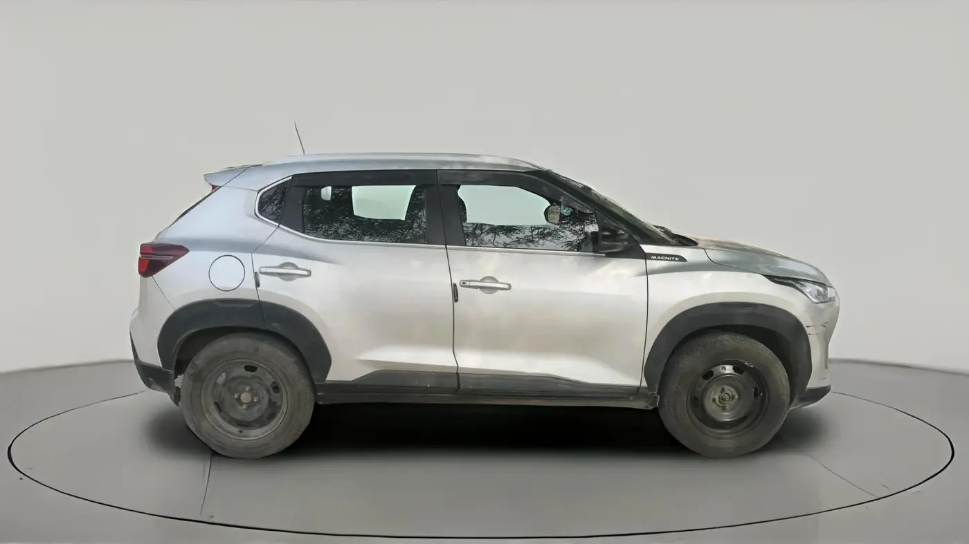 2021 Nissan MAGNITE XL, Petrol, Manual, 77,000 km, exterior