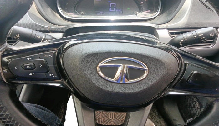 2022 Tata NEXON XM SUNROOF PETROL, Petrol, Manual, 89,507 km, interior