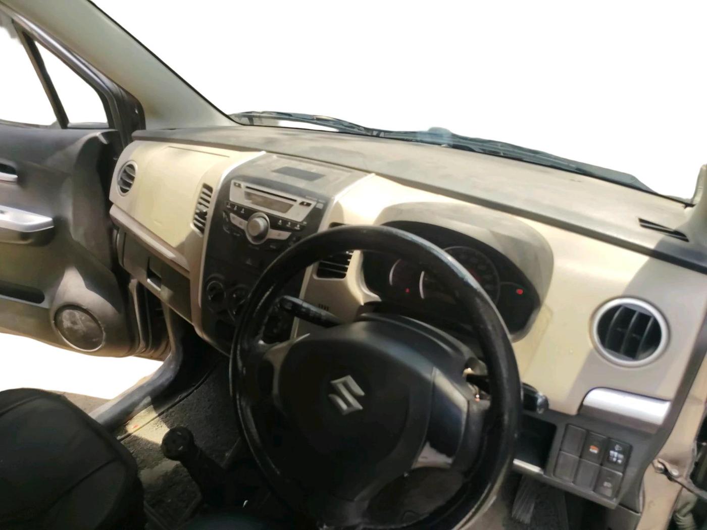 2015 Maruti Wagon R 1.0 VXI, Petrol, Manual, 73,016 km, interior