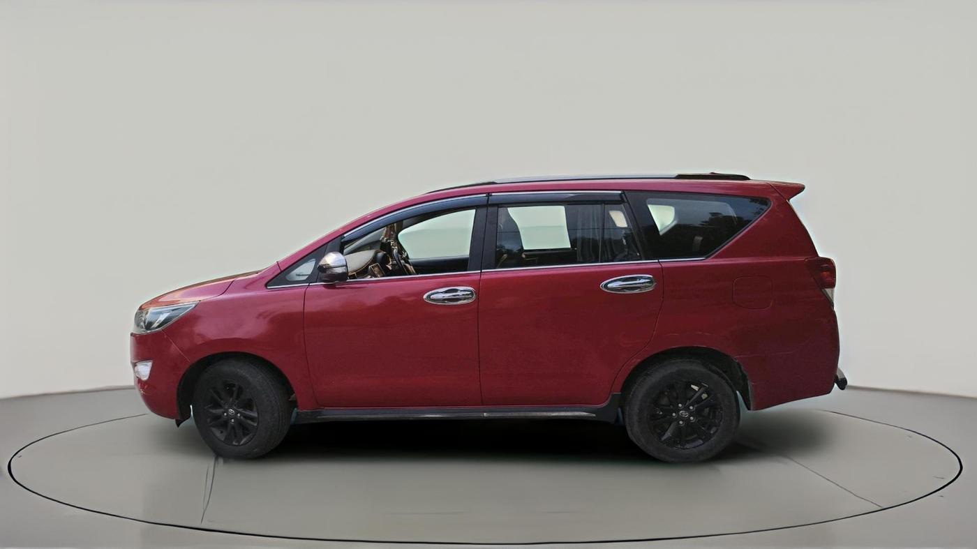 2017 Toyota Innova Crysta TOURING SPORT DIESEL AT, Diesel, Automatic, 1,22,632 km, exterior