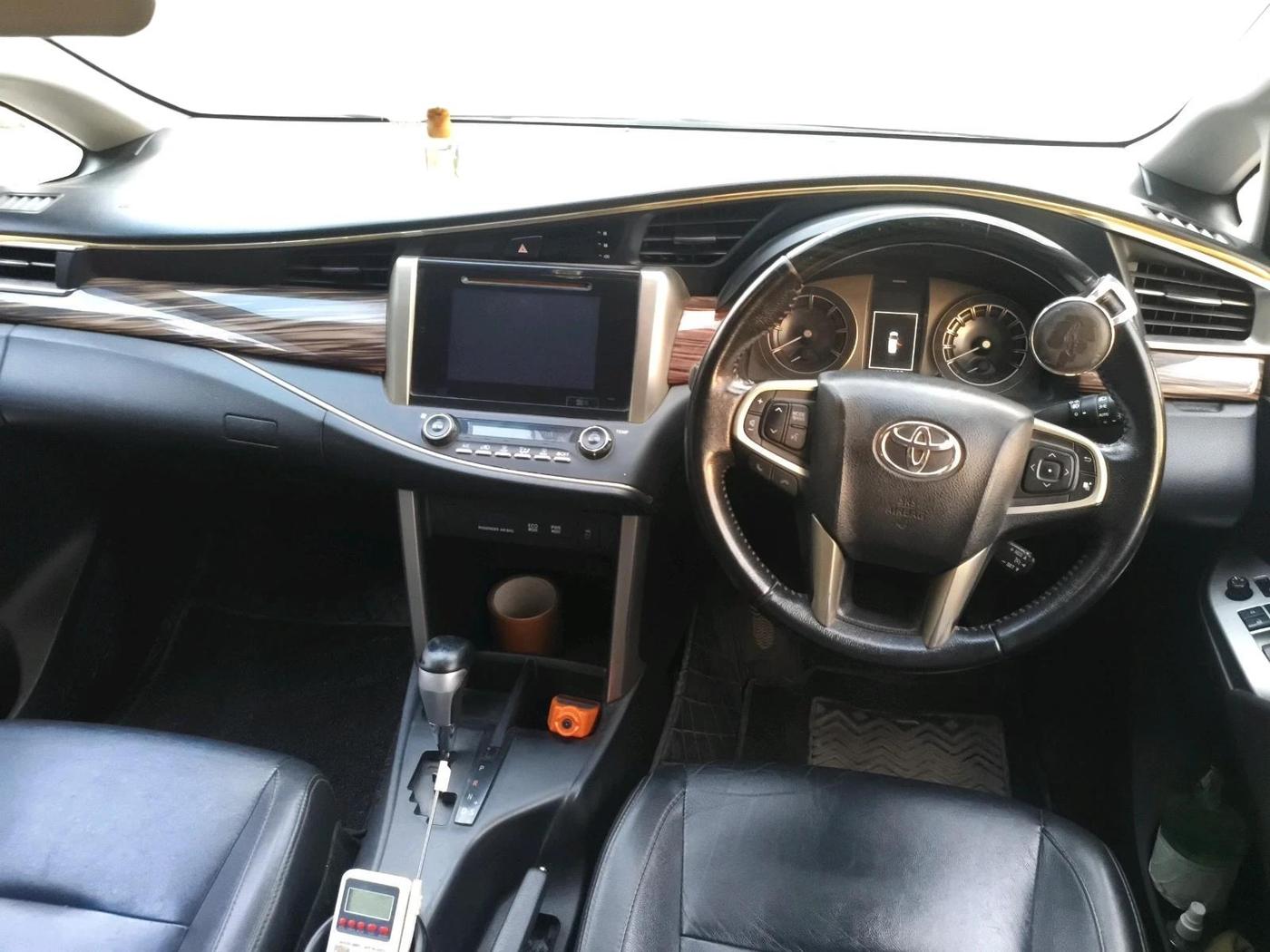 2017 Toyota Innova Crysta TOURING SPORT DIESEL AT, Diesel, Automatic, 1,22,632 km, interior