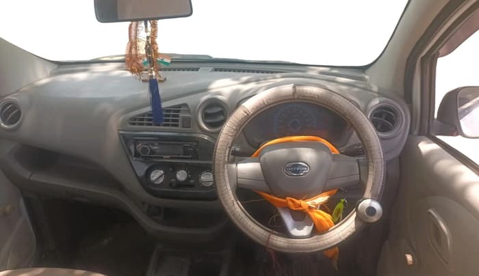 2017 Datsun Redi Go T, Petrol, Manual, 46,904 km, interior