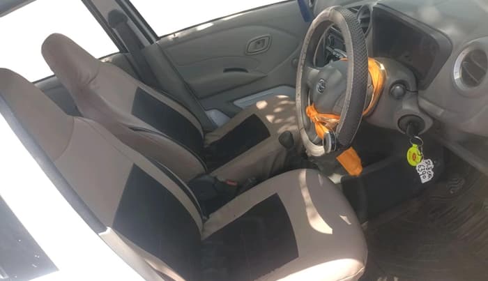 2017 Datsun Redi Go T, Petrol, Manual, 46,904 km, interior