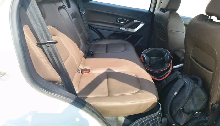 2020 Tata Harrier XZA PLUS 2.0L, Diesel, Automatic, 83,260 km, interior