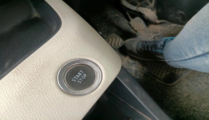 2022 Nissan MAGNITE XV MT, Petrol, Manual, 41,236 km, interior