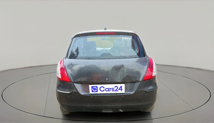 2017 Maruti Swift LXI (O), CNG, Manual, 1,00,236 km, exterior