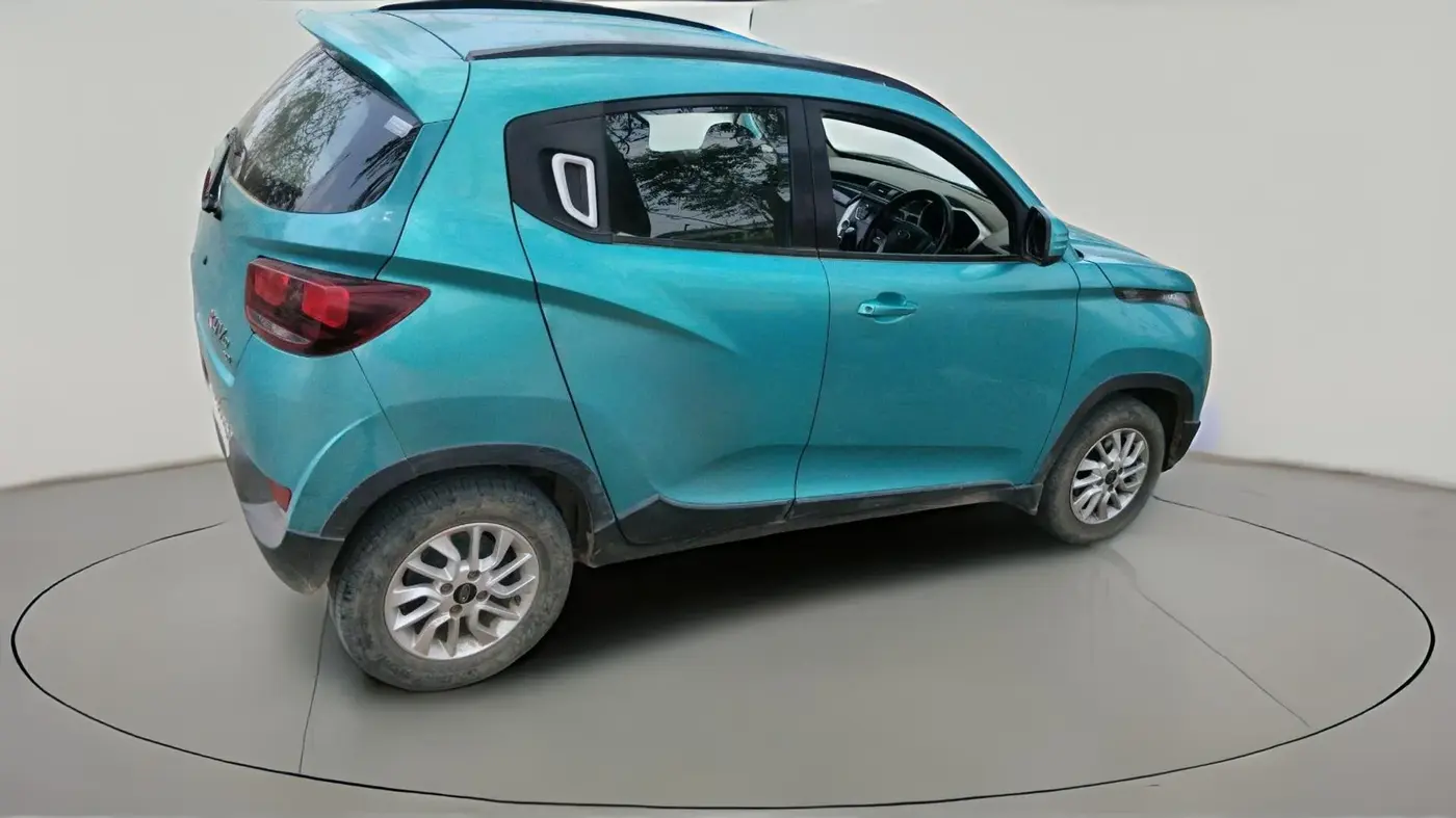 2016 Mahindra Kuv100 K8 6 STR, Petrol, Manual, 39,105 km, exterior