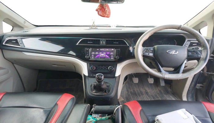 2019 Mahindra MARAZZO M6 8 STR, Diesel, Manual, 28,862 km, interior