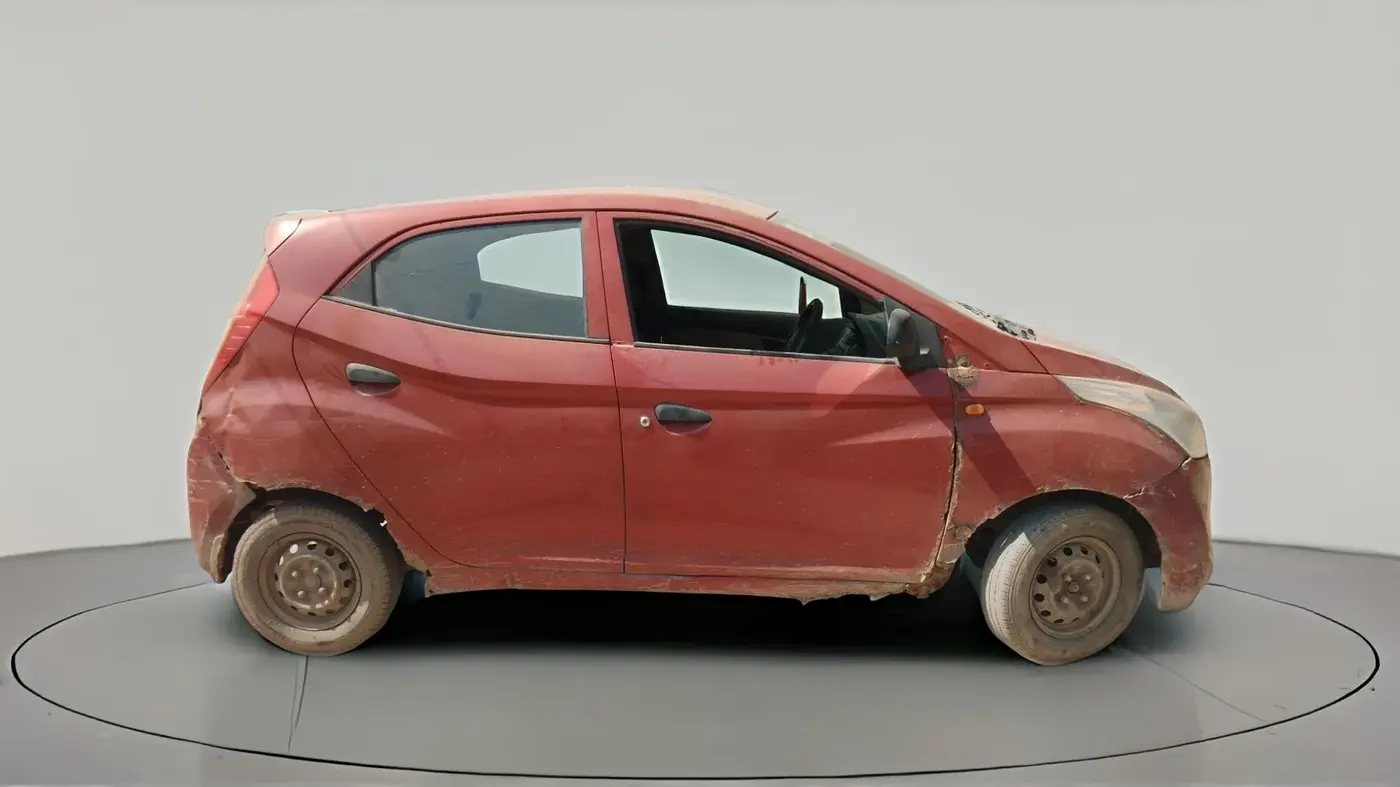 2014 Hyundai Eon ERA +, Petrol, Manual, 1,04,759 km, exterior