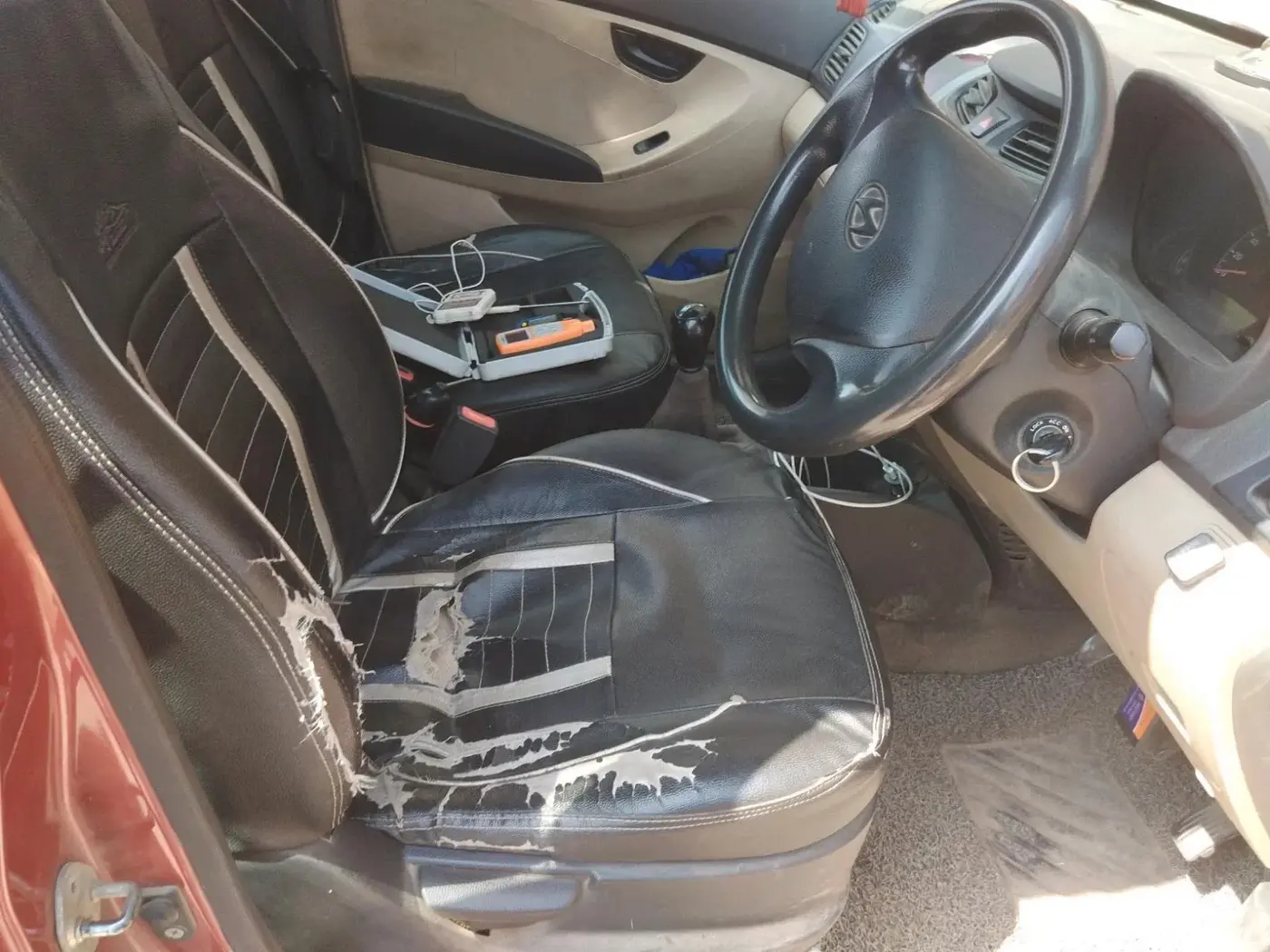 2014 Hyundai Eon ERA +, Petrol, Manual, 1,04,759 km, interior