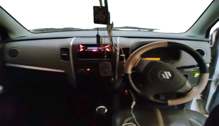 2012 Maruti Wagon R 1.0 LXI, CNG, Manual, 76,624 km, interior