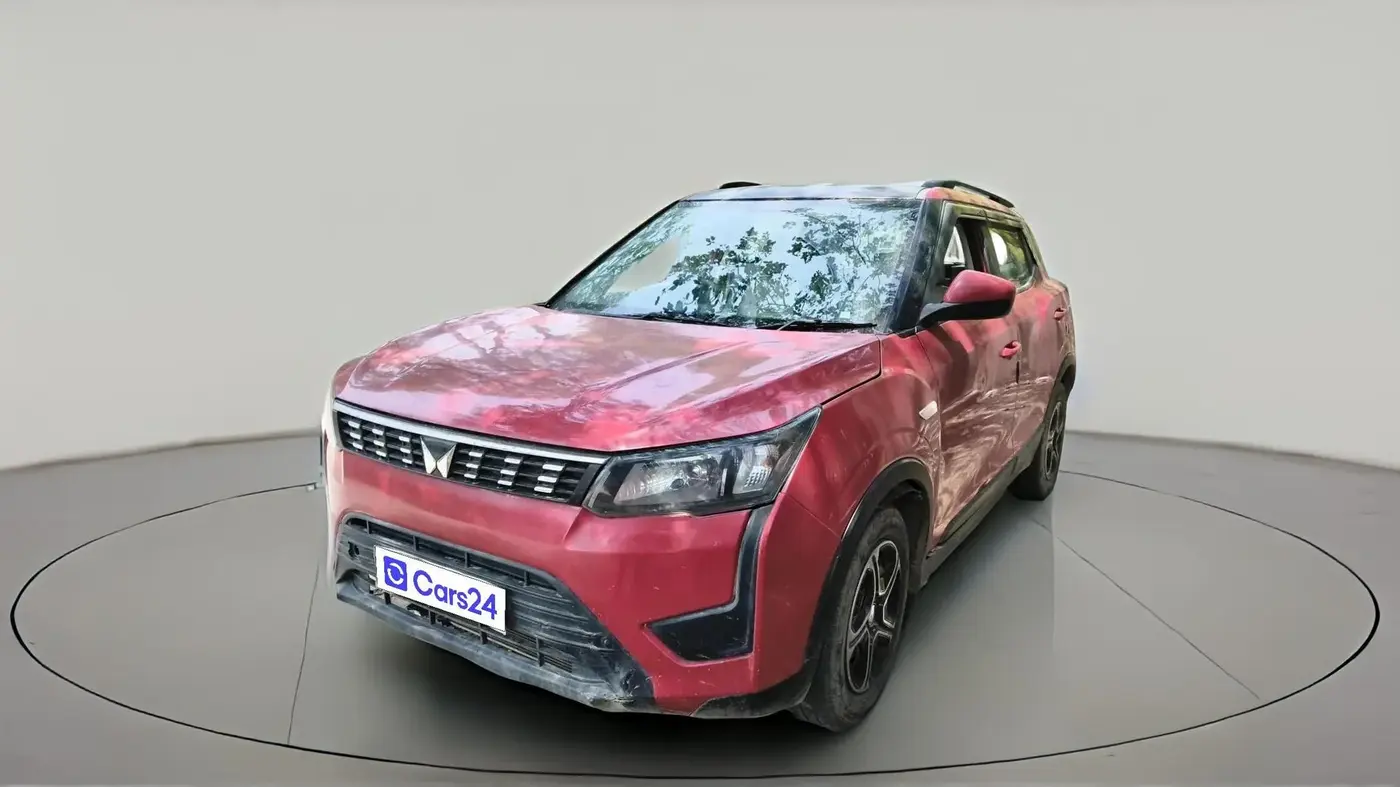 2019 Mahindra XUV300 W6 1.2 PETROL, Petrol, Manual, 61,700 km, exterior