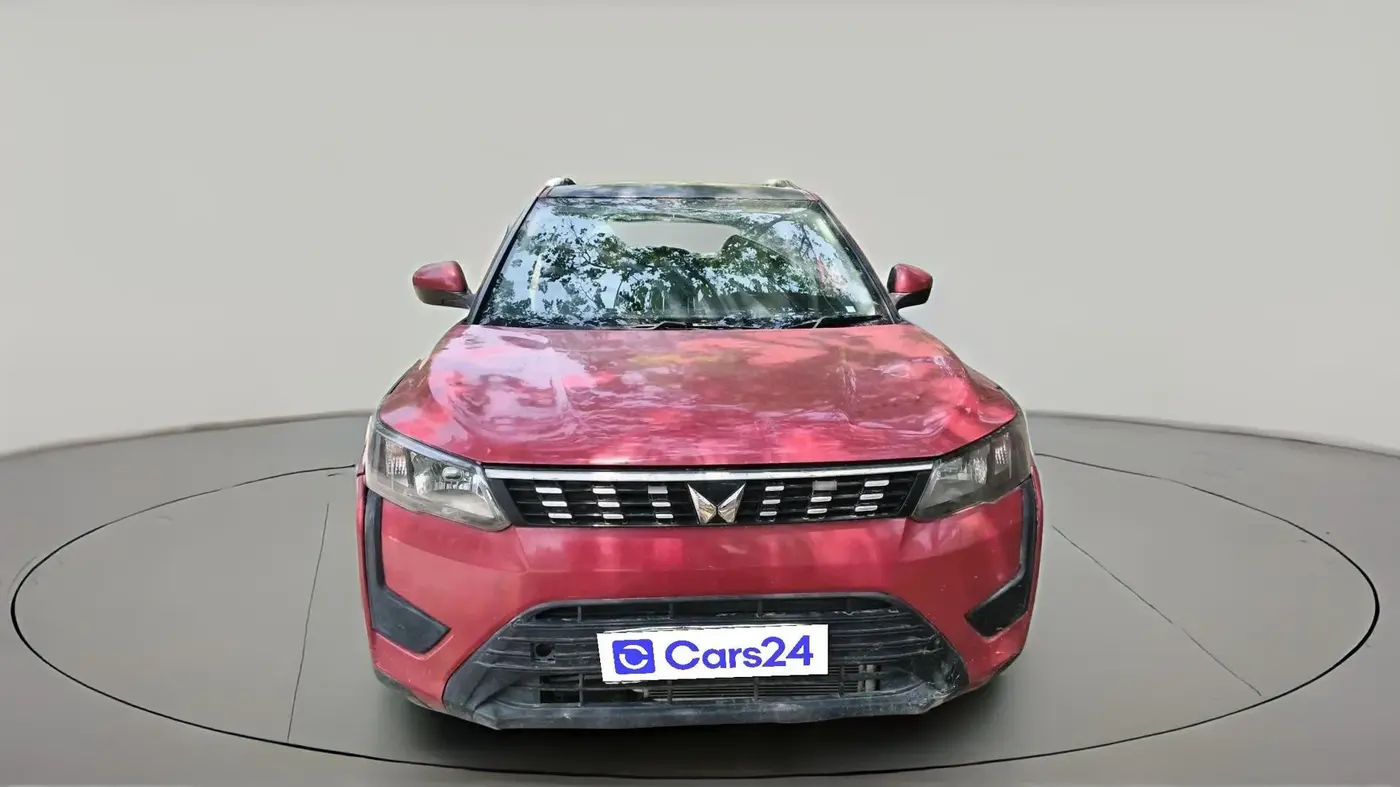2019 Mahindra XUV300 W6 1.2 PETROL, Petrol, Manual, 61,700 km, exterior