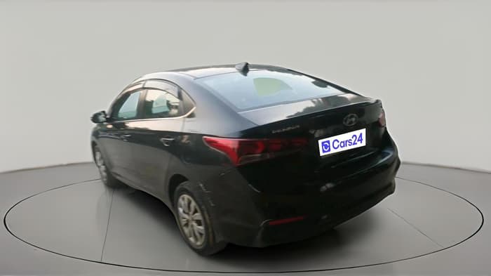 2017 Hyundai Verna 1.6 EX CRDI, Diesel, Manual, 96,606 km, exterior