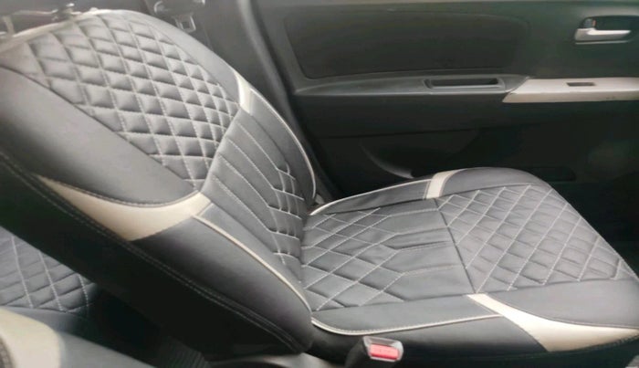 2011 Maruti Wagon R 1.0 LXI CNG, CNG, Manual, 1,89,530 km, interior