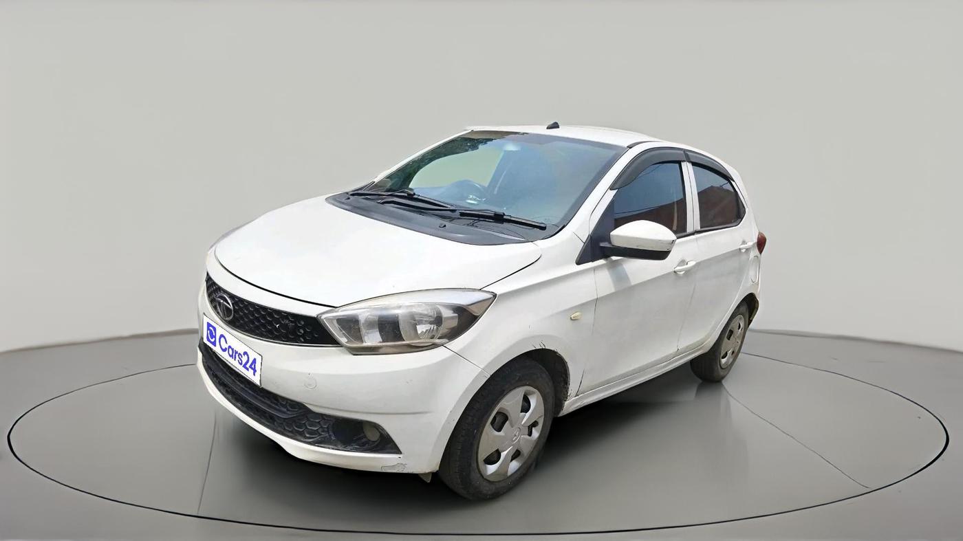 2018 Tata Tiago XT PETROL, CNG, Manual, 1,29,714 km, exterior