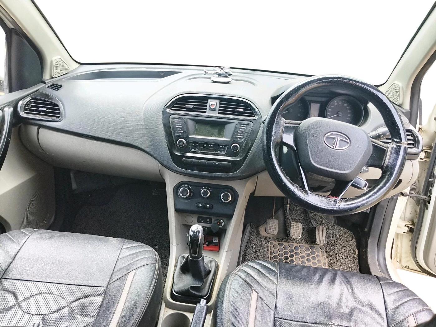 2018 Tata Tiago XT PETROL, CNG, Manual, 1,29,714 km, interior