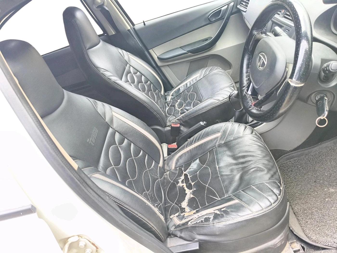 2018 Tata Tiago XT PETROL, CNG, Manual, 1,29,714 km, interior