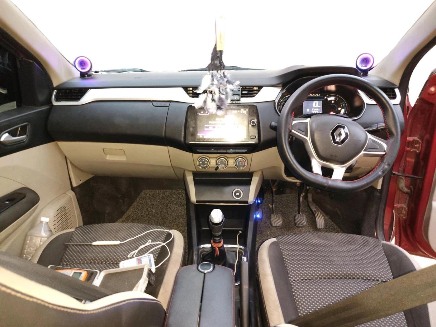 2020 Renault TRIBER RXZ, Petrol, Manual, 67,343 km, interior