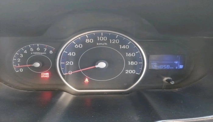 2011 Hyundai i10 SPORTZ 1.2, CNG, Manual, 1,24,858 km, interior