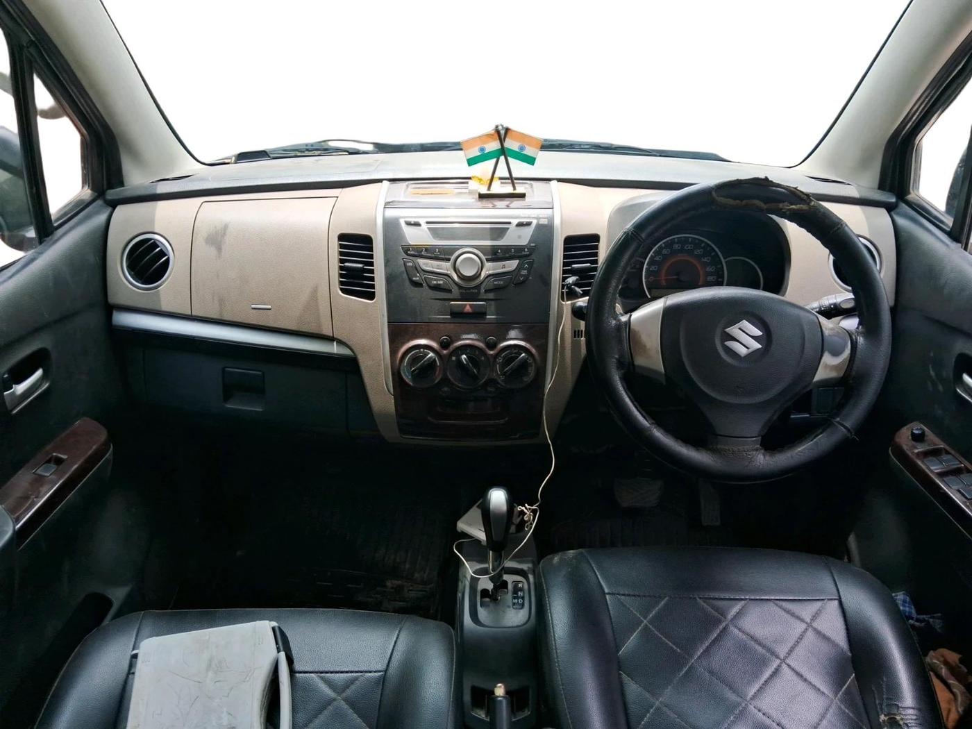 2016 Maruti Wagon R 1.0 VXI AMT, Petrol, Automatic, 1,04,054 km, interior