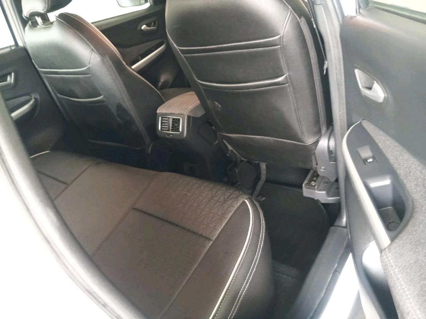 2022 Nissan MAGNITE XV PREMIUM TURBO, Petrol, Manual, 21,107 km, interior