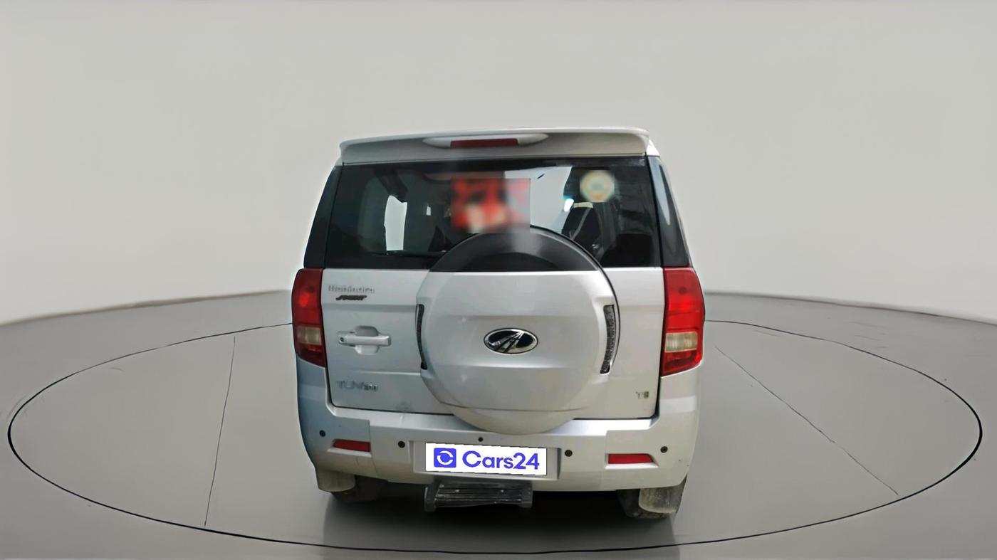 2017 Mahindra TUV300 T8, Diesel, Manual, 2,05,560 km, exterior