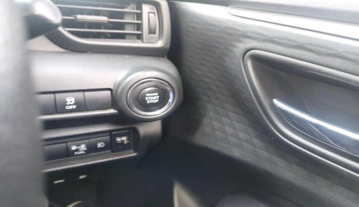 2024 Maruti Swift ZXi CNG, CNG, Manual, 21,255 km, interior
