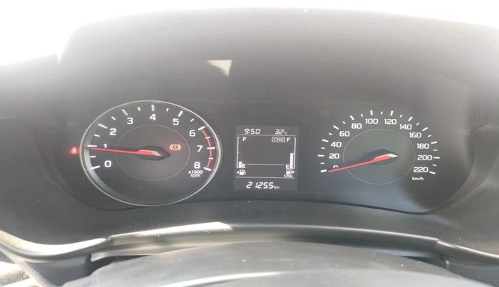 2024 Maruti Swift ZXi CNG, CNG, Manual, 21,255 km, interior