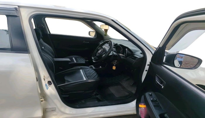 2023 Maruti Swift VXI, Petrol, Manual, 30,909 km, interior