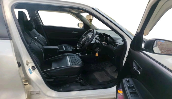 2023 Maruti Swift VXI, Petrol, Manual, 30,909 km, interior