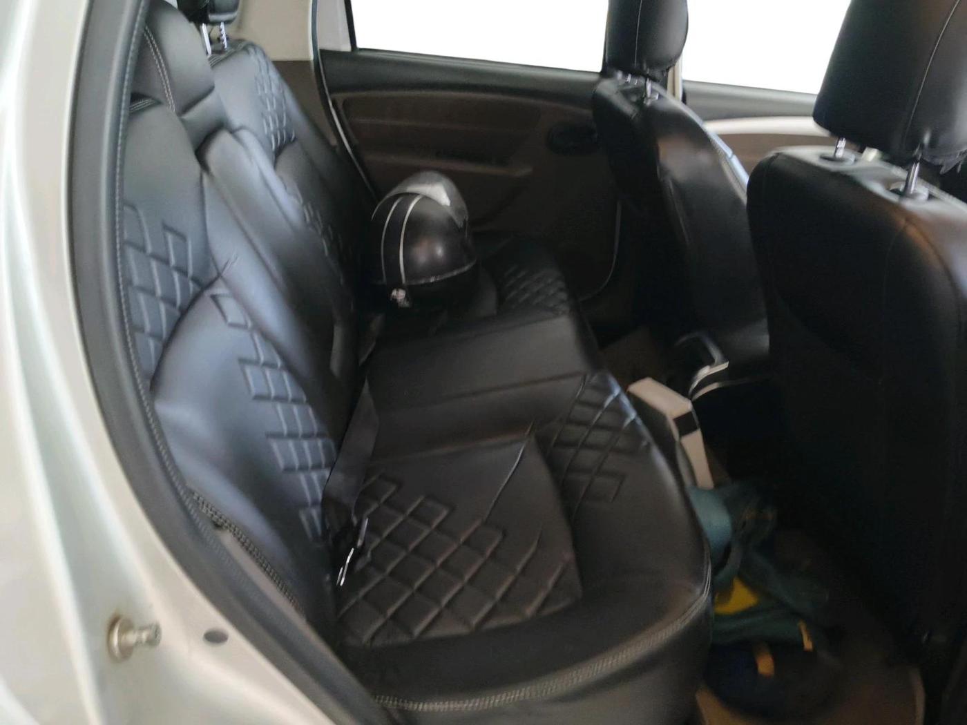 2016 Renault Duster 85 PS RXL DIESEL, Diesel, Manual, 89,600 km, interior