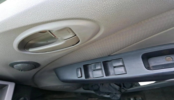 2011 Toyota Etios G, Petrol, Manual, 96,352 km, interior