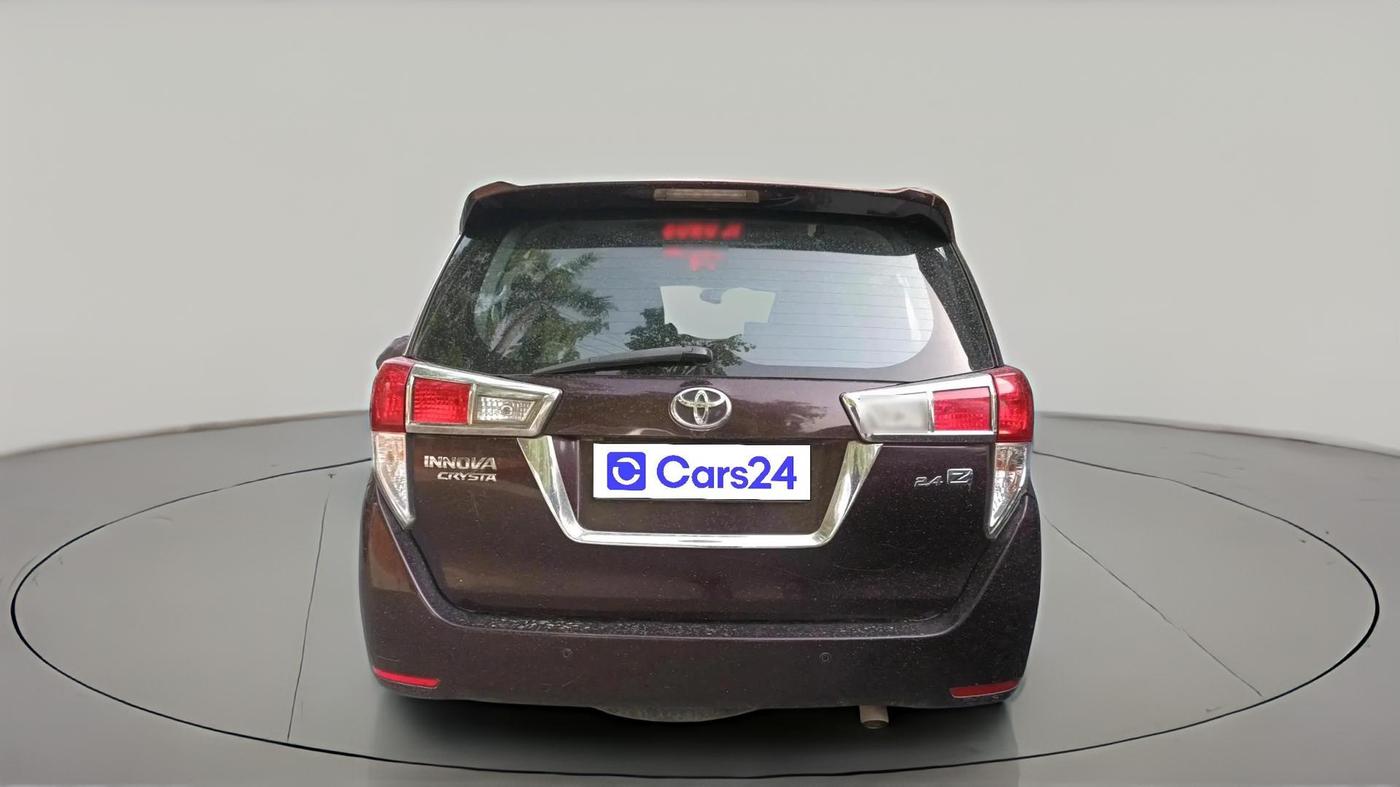 2016 Toyota Innova Crysta 2.4 ZX 7 STR, Diesel, Manual, 2,46,801 km, exterior