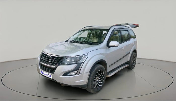 2019 Mahindra XUV500 W7, Diesel, Manual, 66,275 km, exterior