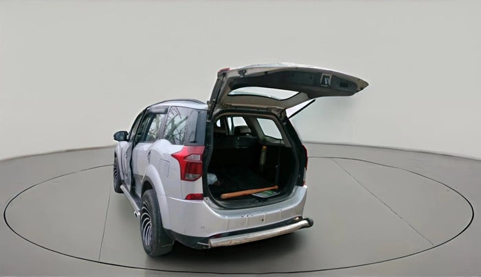 2019 Mahindra XUV500 W7, Diesel, Manual, 66,275 km, exterior