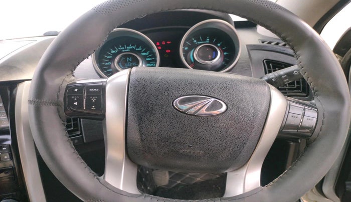 2019 Mahindra XUV500 W7, Diesel, Manual, 66,275 km, interior