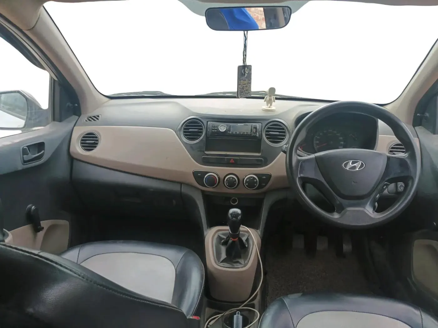2018 Hyundai XCENT PRIME T, CNG, Manual, 98,294 km, interior