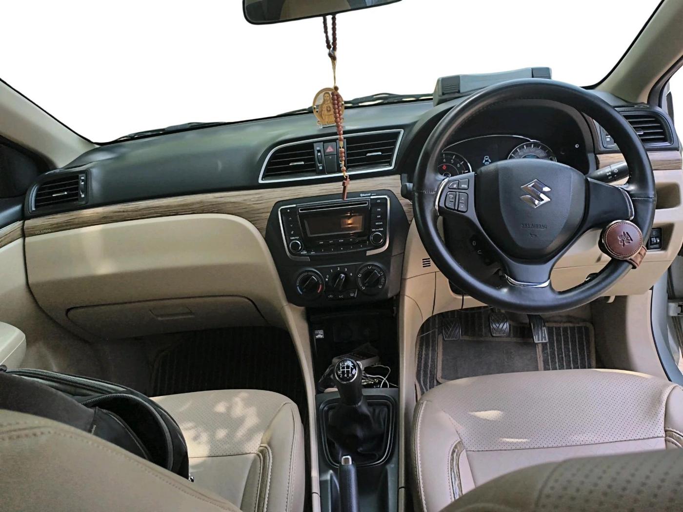 2023 Maruti Ciaz SIGMA 1.5 SHVS MT  PETROL, Petrol, Manual, 27,409 km, interior